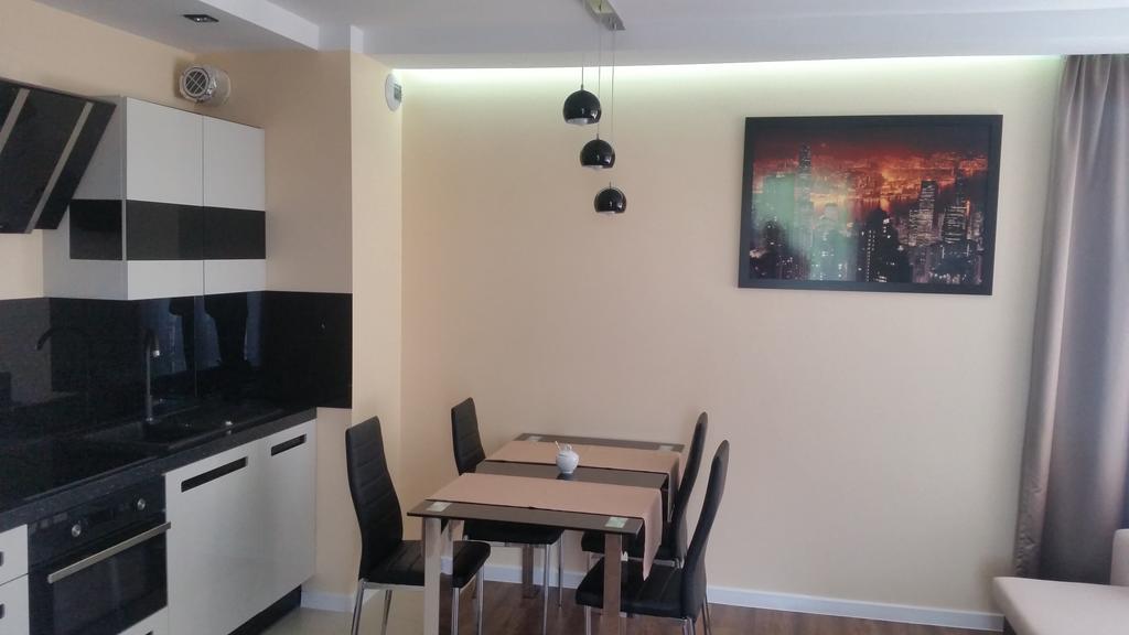 Apartament Wilga Park Krakow Bagian luar foto