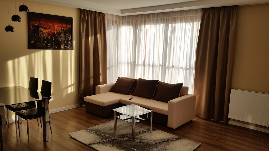 Apartament Wilga Park Krakow Bagian luar foto